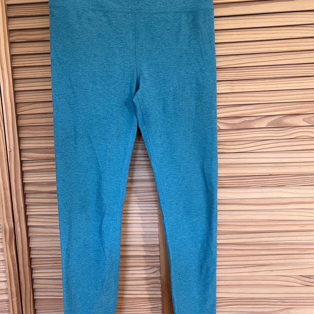 Vuori Clean Elevation Legging - size M